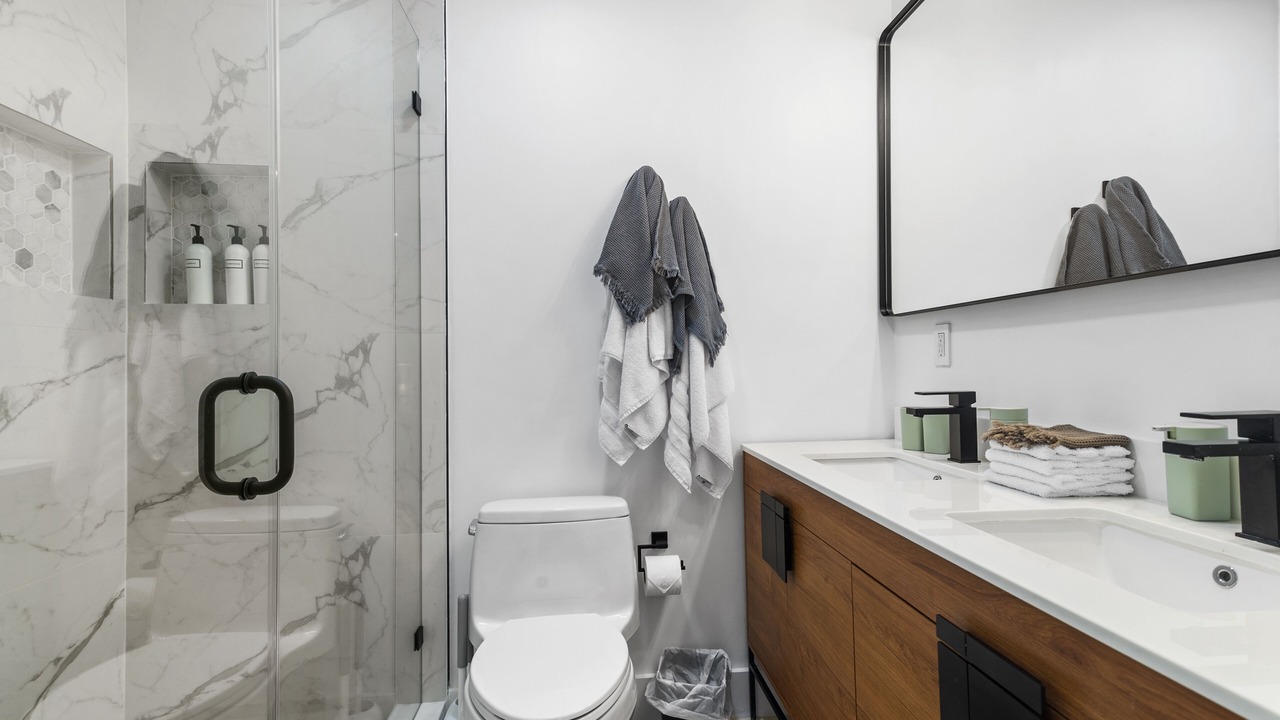 Photo of Bathroom in Coral Terrace