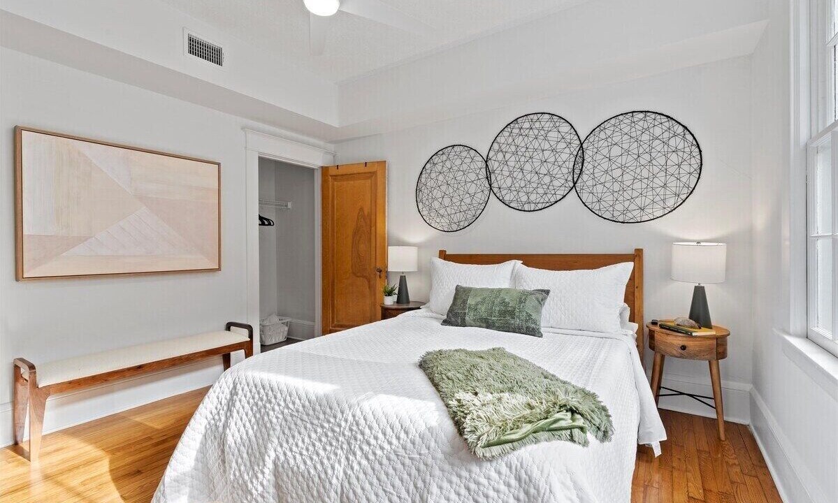 Photo of Bedroom in Avondale