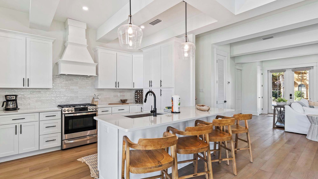 Photo of Kitchen in Emerald Waters Village