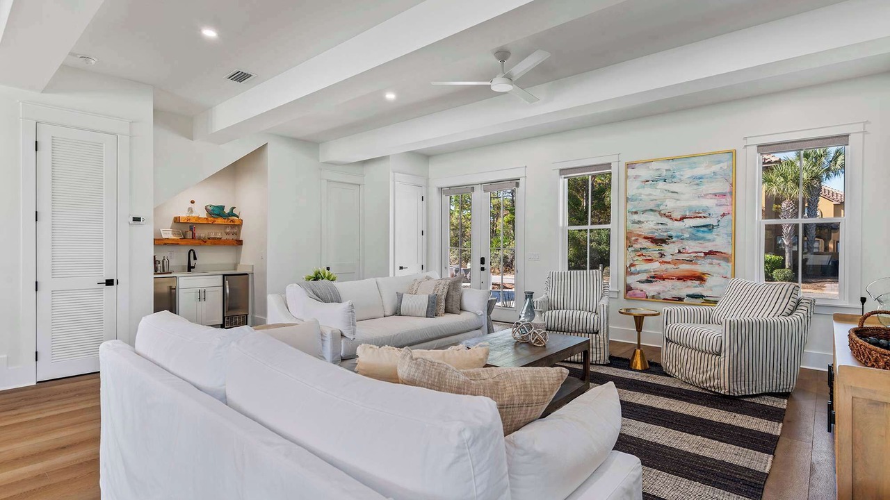 Photo of Livingroom in Emerald Waters Village