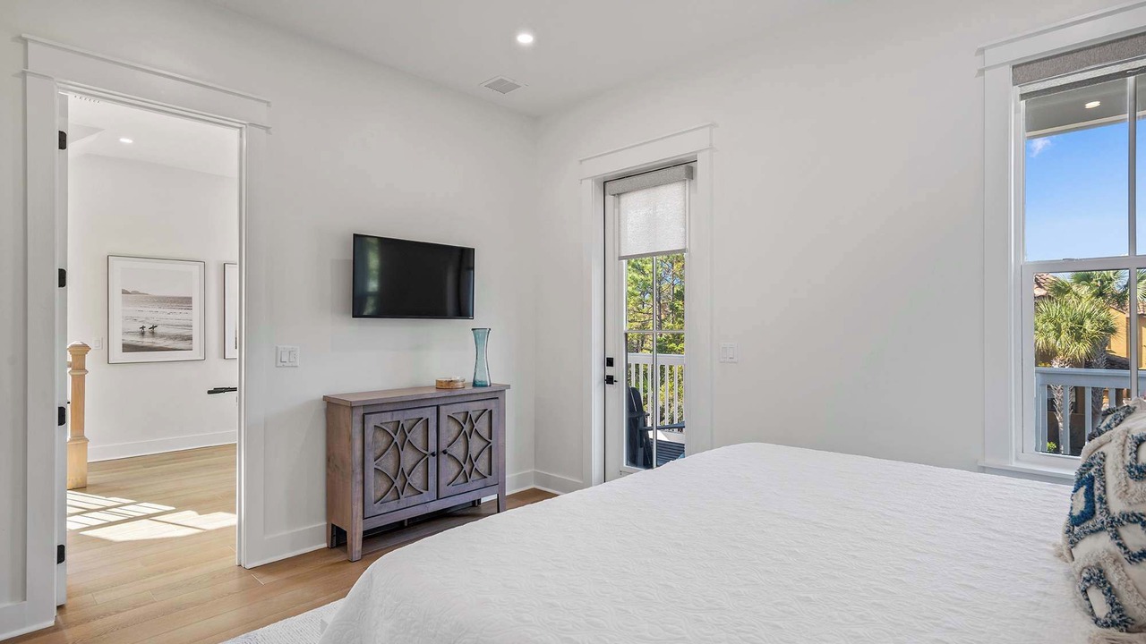 Photo of Bedroom in Emerald Waters Village
