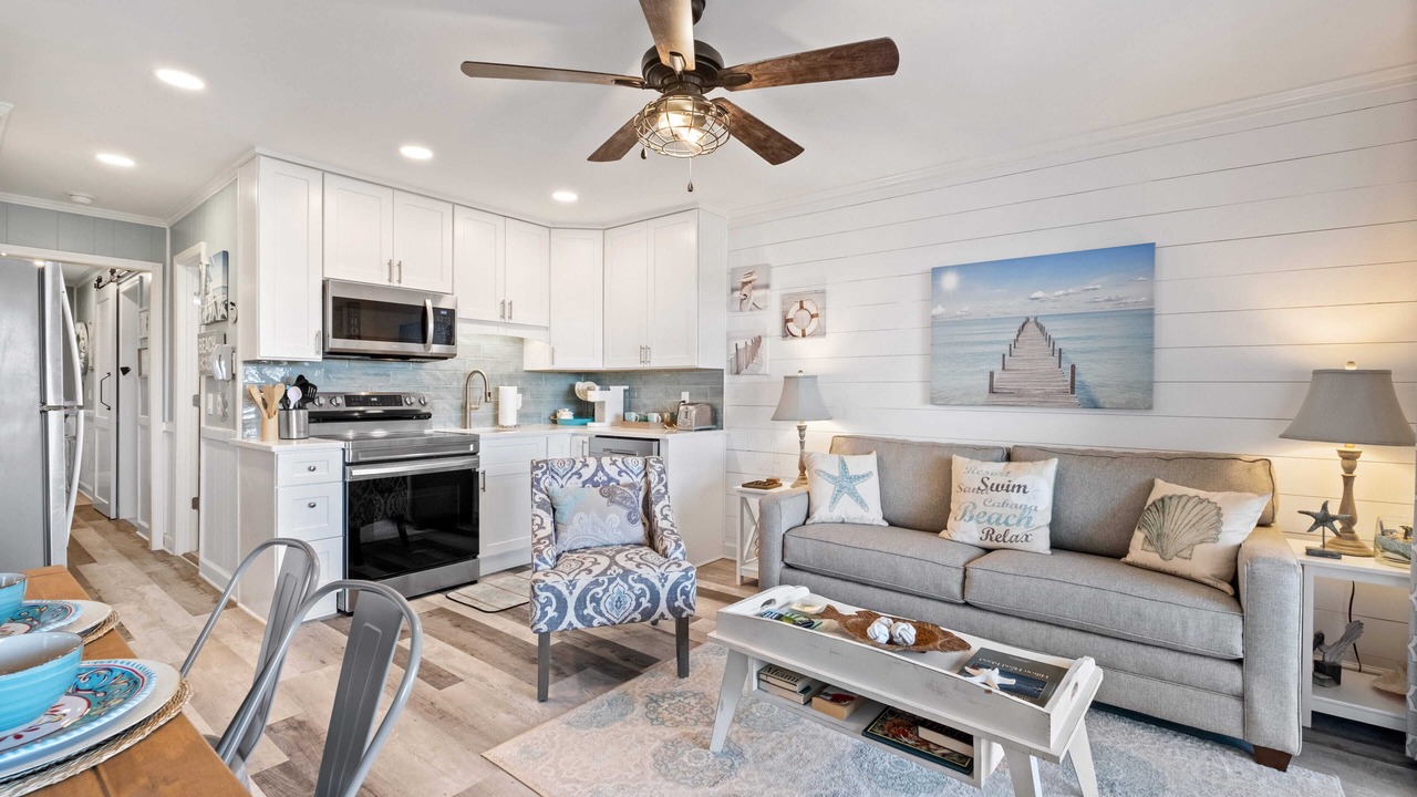 Photo of Livingroom in Folly Field