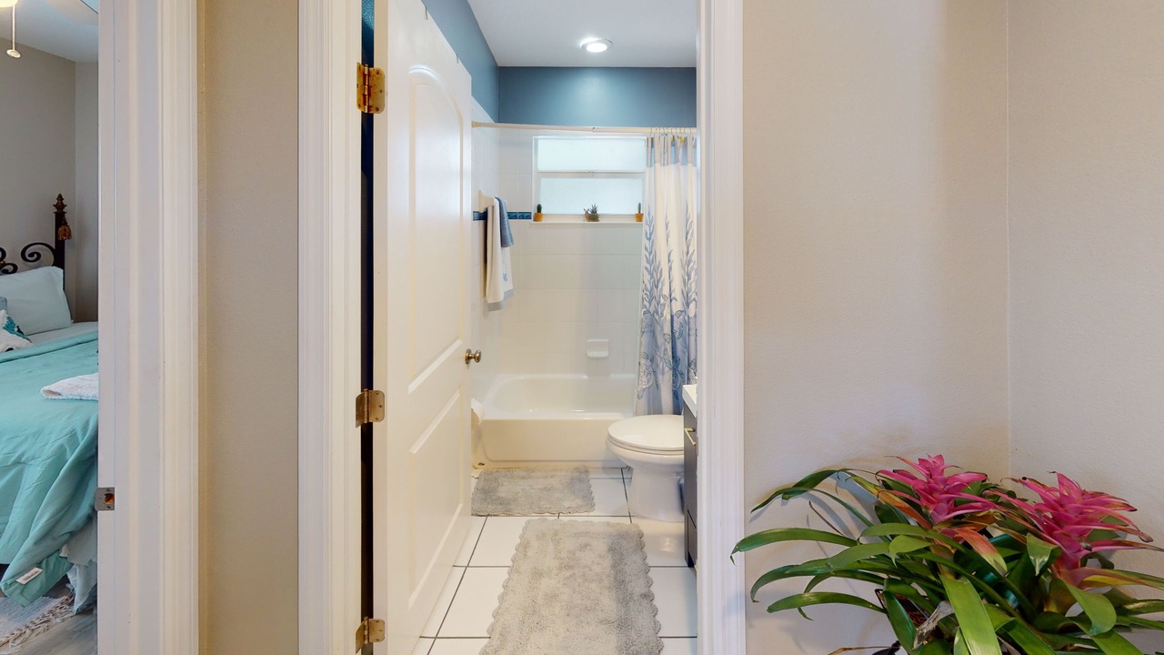 Photo of Bathroom in New Smyrna Beach