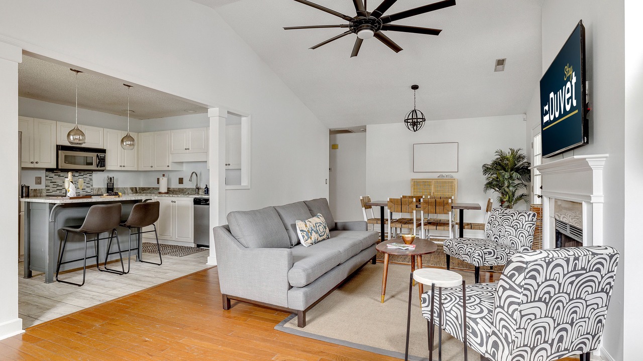 Photo of Livingroom in Mount Pleasant
