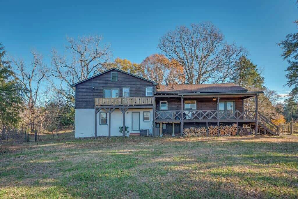 Photo of Outdoor in Tryon
