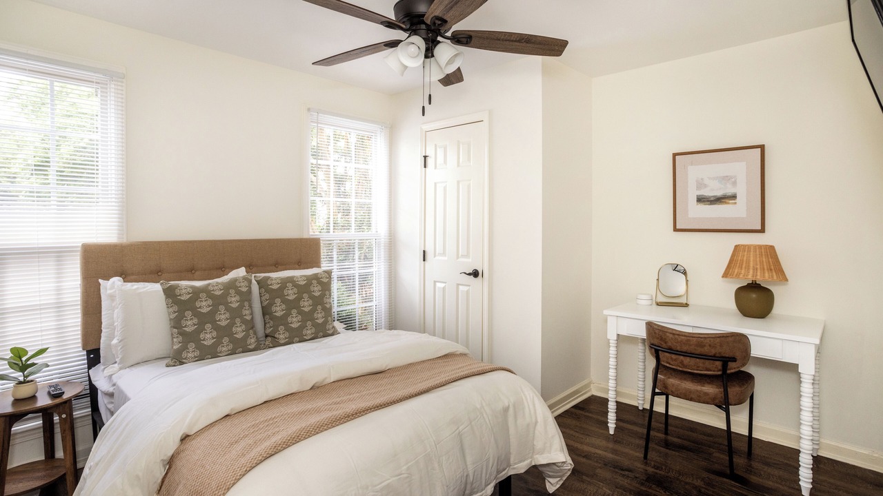 Photo of Bedroom in Central