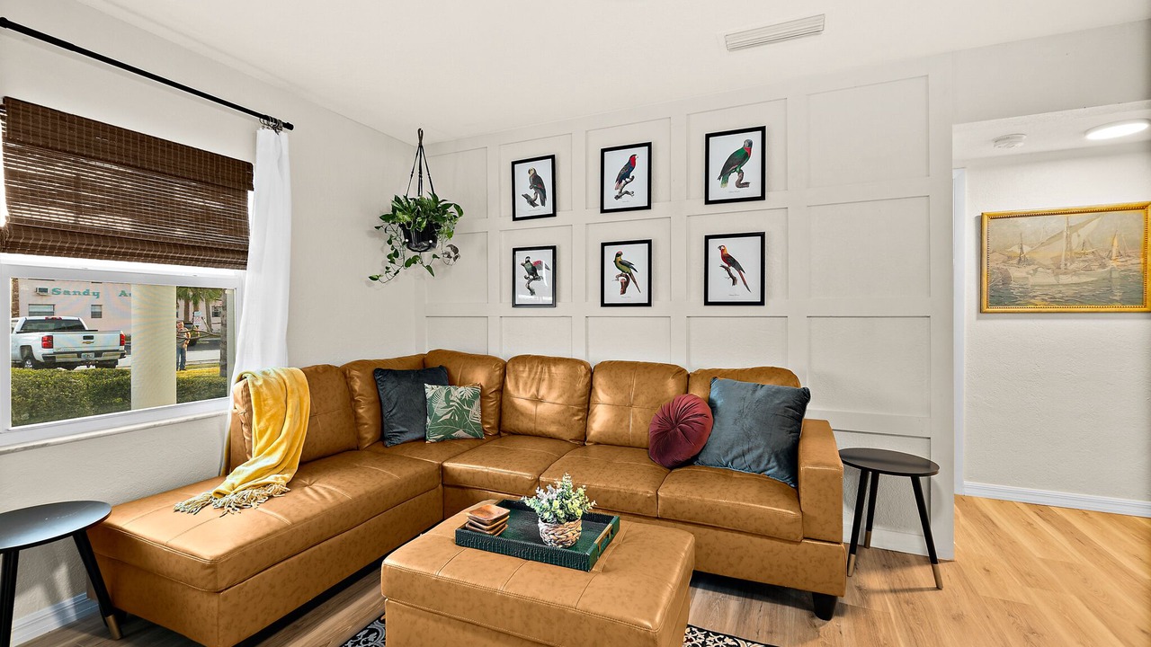 Photo of Livingroom in Indian Harbour Beach