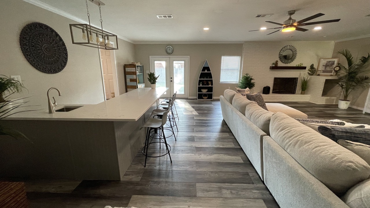 Photo of Livingroom in Southeast Pensacola
