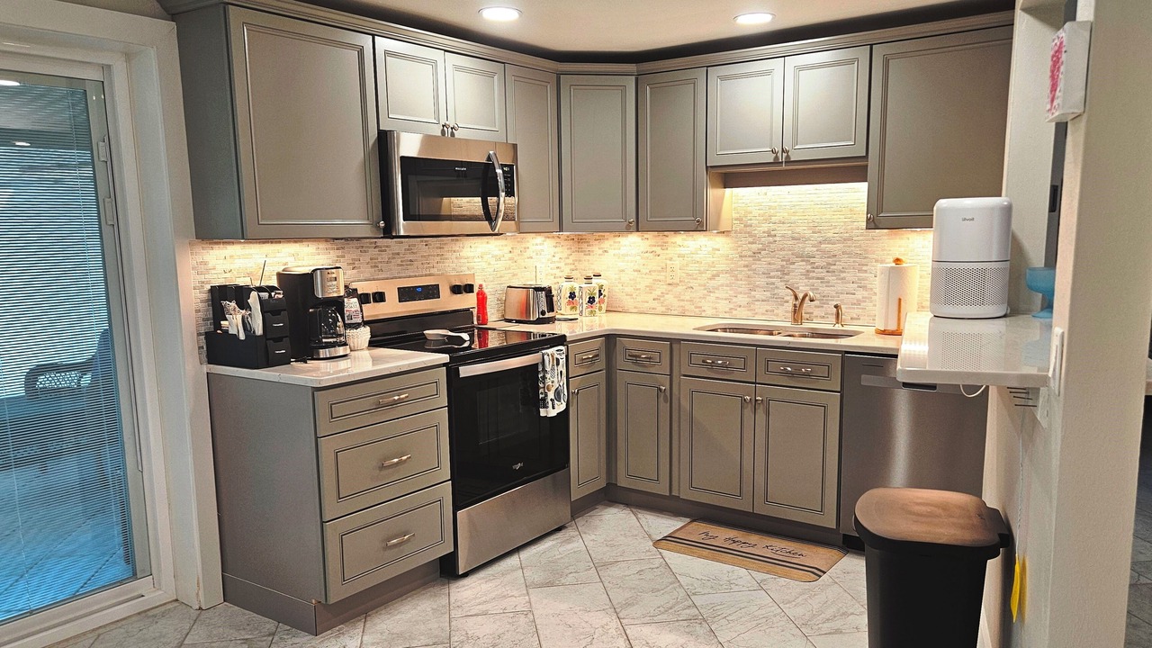 Photo of Kitchen in Golden Beach