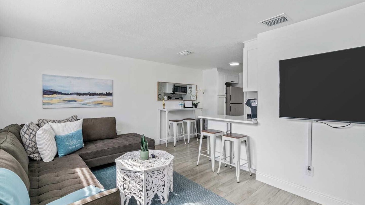 Photo of Livingroom in Plant City