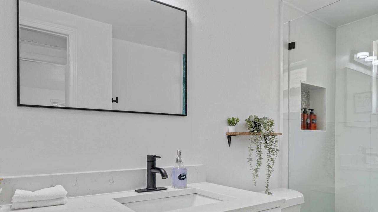Photo of Bathroom in Plant City