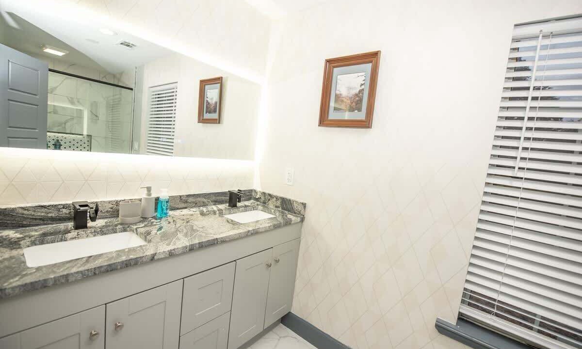 Photo of Bathroom in Dawsonville