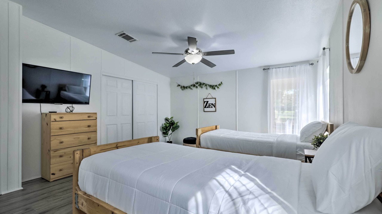 Photo of Bedroom in Valrico