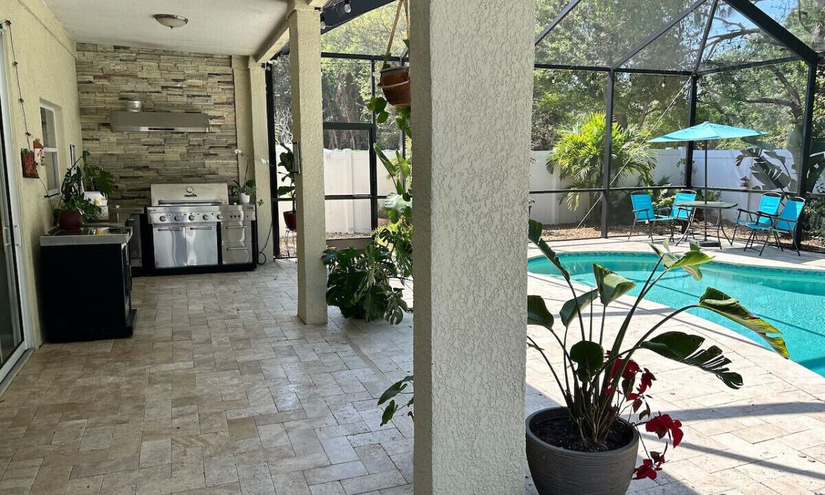 Photo of Patio Balcony in Regal Oaks