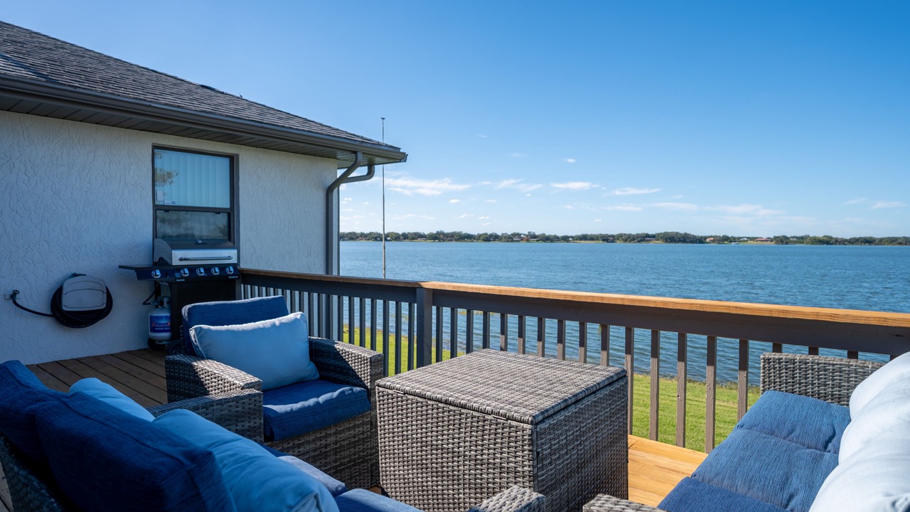 Photo of Patio Balcony in Eagle Lake