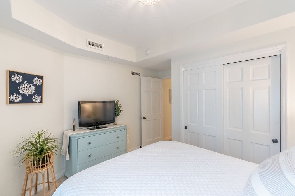 Photo of Bedroom in Redevelopment Area