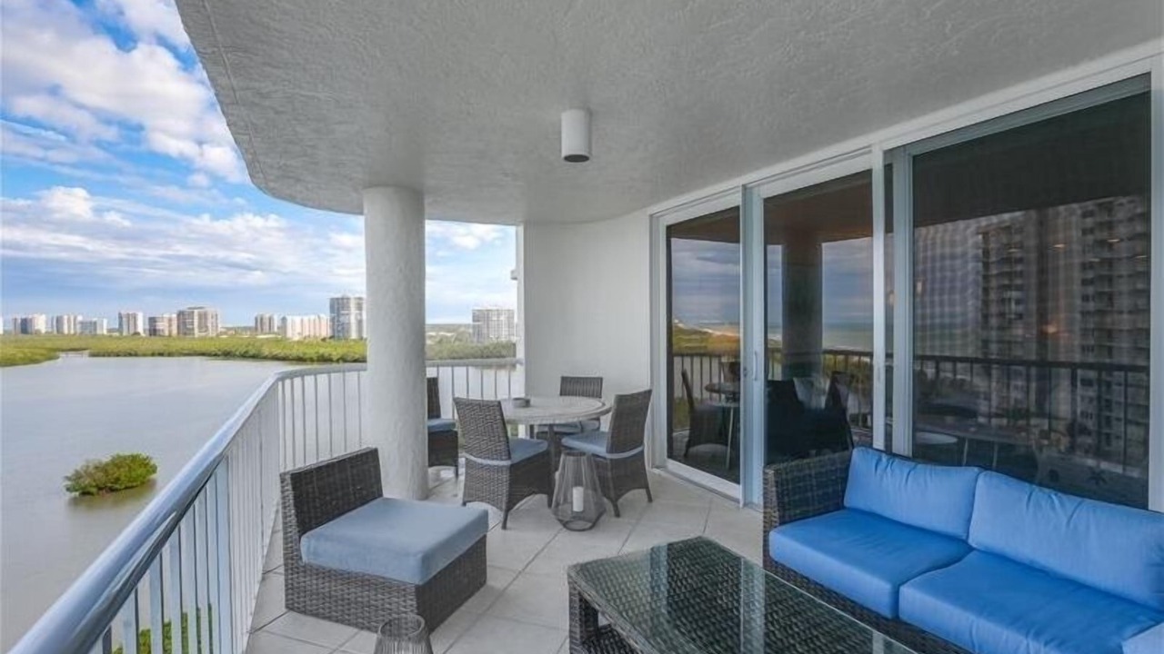 Photo of Patio Balcony in Park Shore