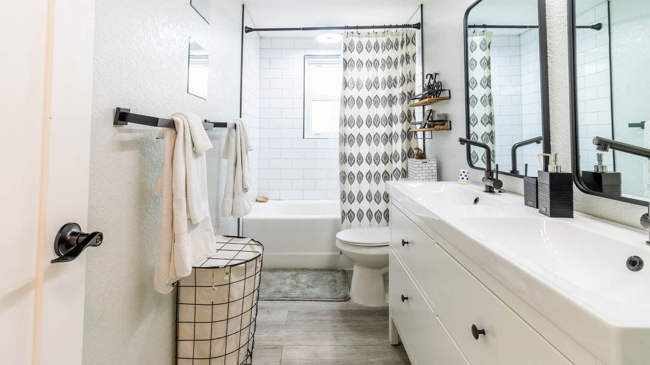 Photo of Bathroom in Plant City