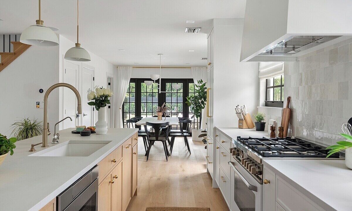 Photo of Kitchen in Flamingo Parks