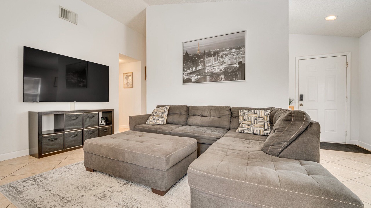 Photo of Livingroom in Haines City