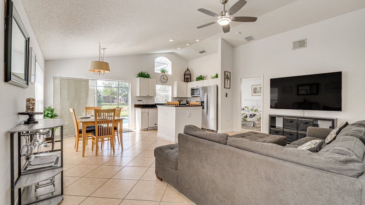 Photo of Livingroom in Haines City