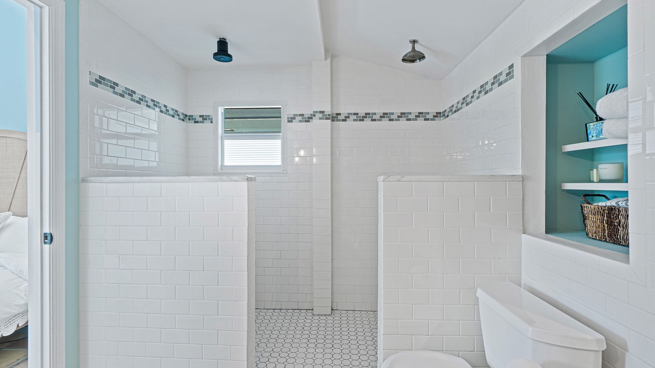 Photo of Bathroom in Flamingo Parks