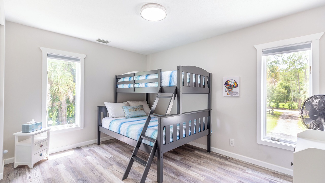 Photo of Bedroom in Jupiter Farms
