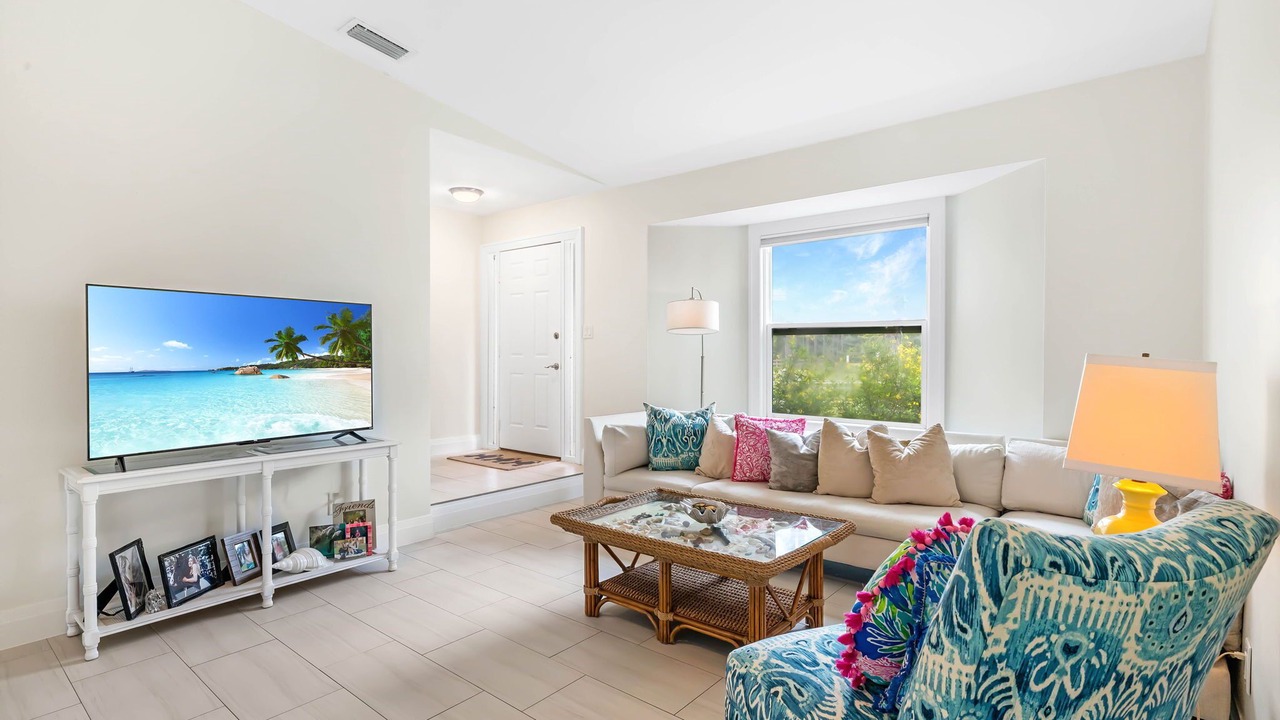 Photo of Livingroom in Estero