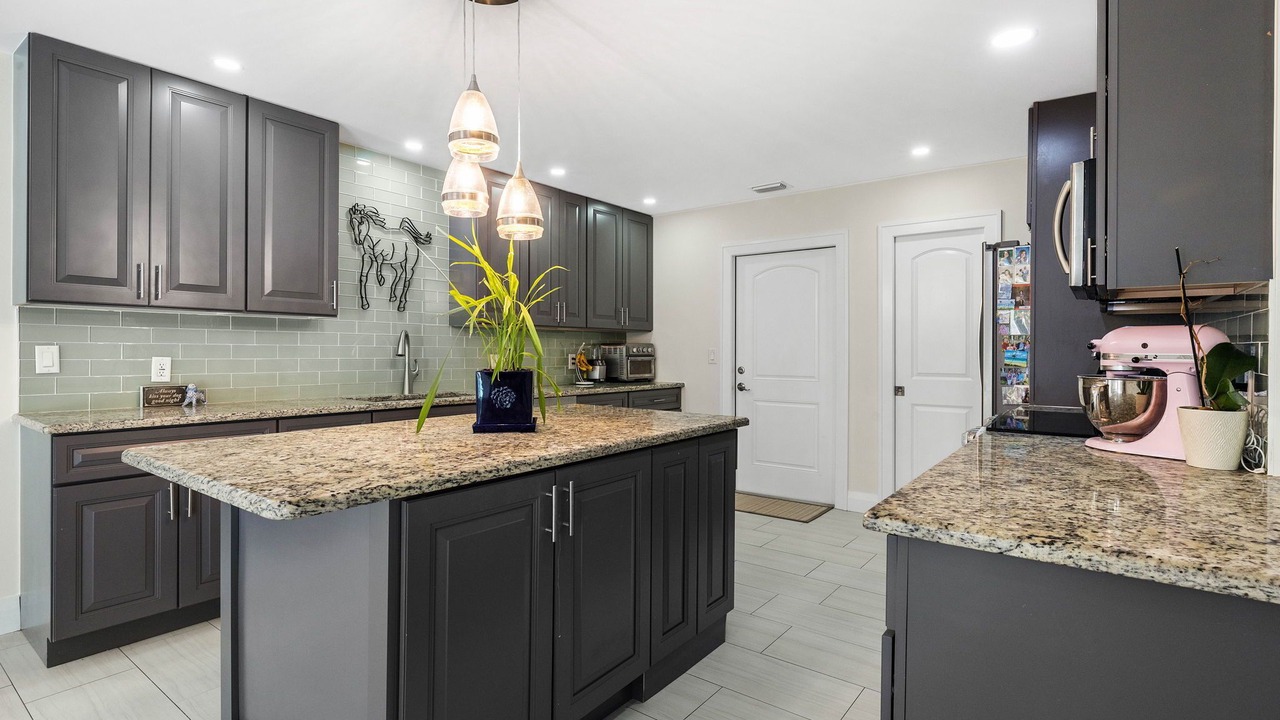 Photo of Kitchen in Estero
