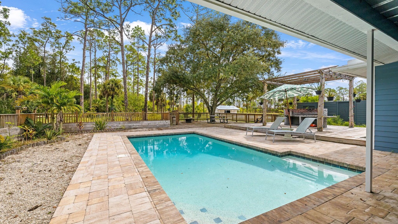 Photo of Outdoor in Estero