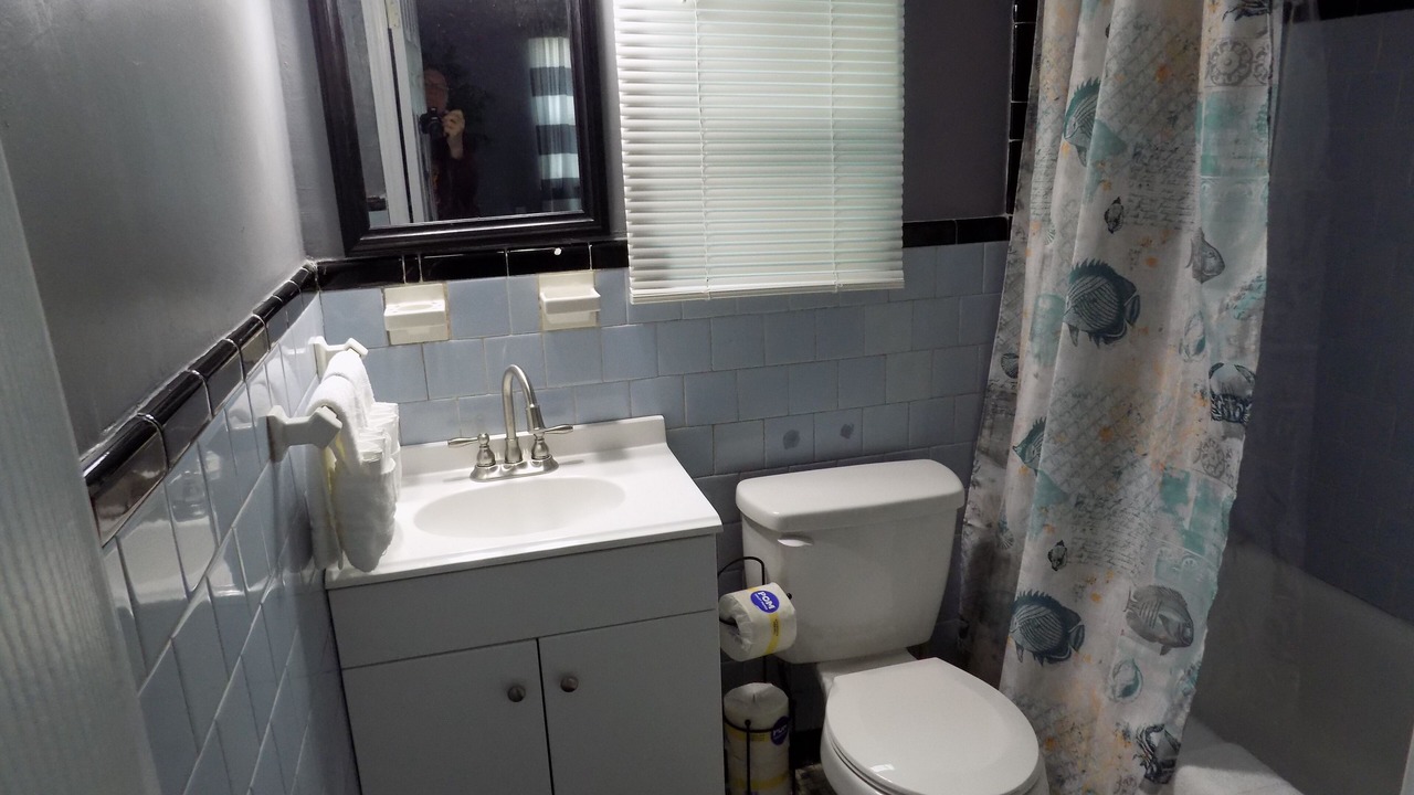 Photo of Bathroom in Navy Point