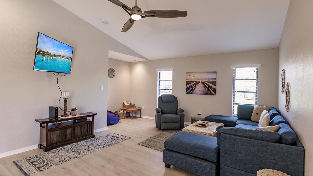 Photo of Livingroom in Deep Creek
