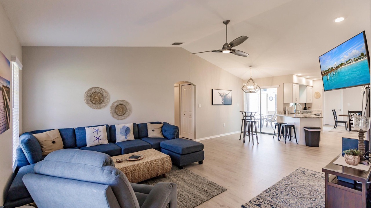 Photo of Livingroom in Deep Creek