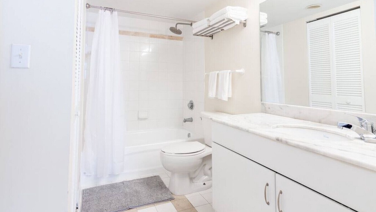 Photo of Bathroom in Brickell