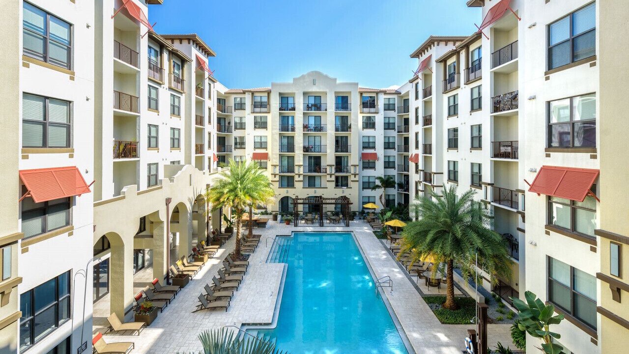 Photo of Outdoor in Carver City - Lincoln Gardens