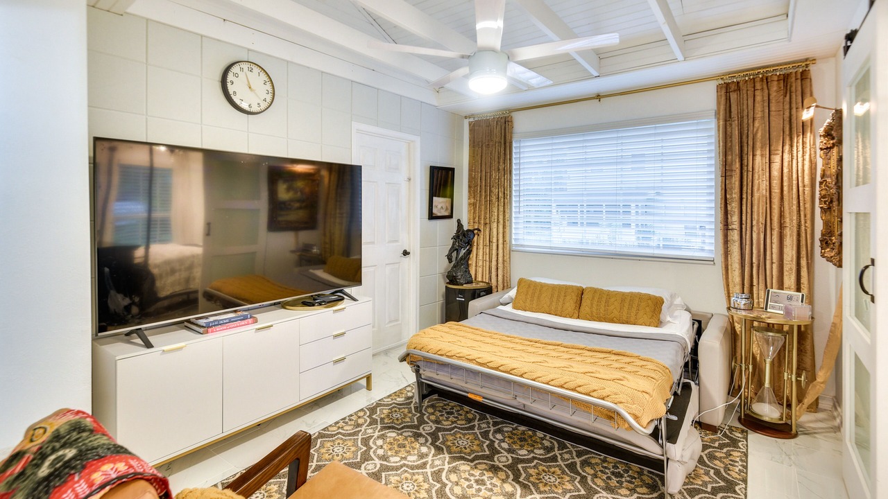 Photo of Bedroom in New Smyrna Beach