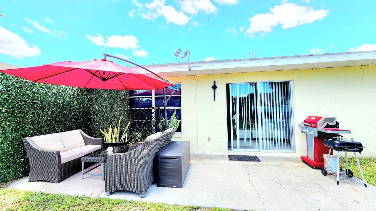 Photo of Patio Balcony in Lochmoor Waterway Estates