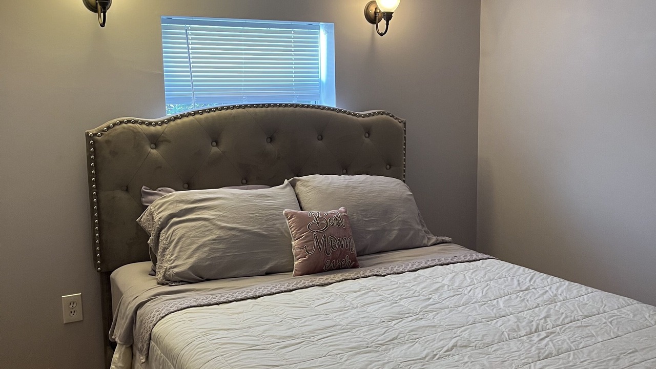 Photo of Bedroom in Bradenton Beach