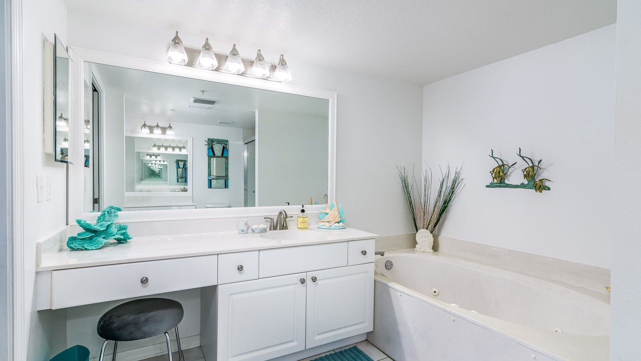 Photo of Bathroom in Port Canaveral
