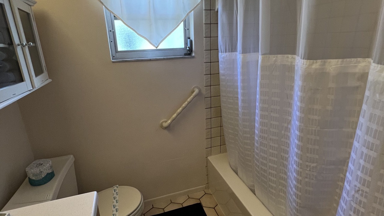Photo of Bathroom in Cypress Lake