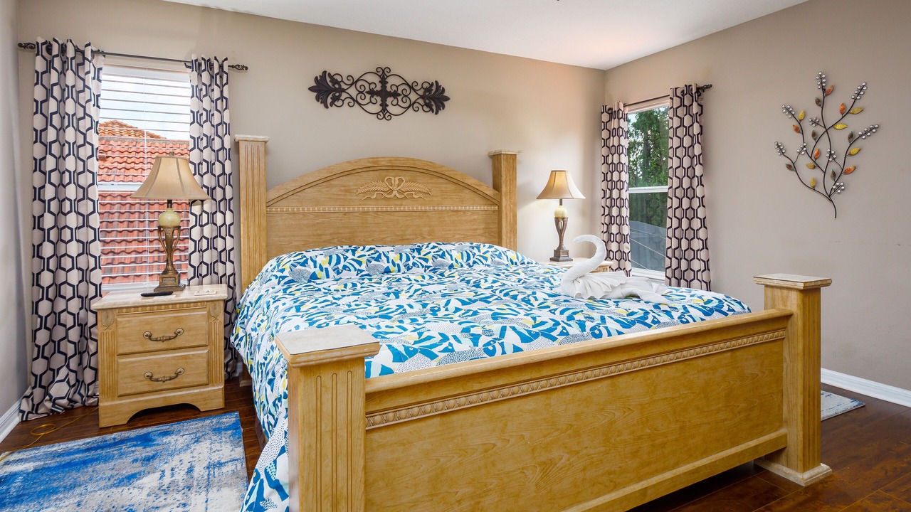 Photo of Bedroom in Watersong