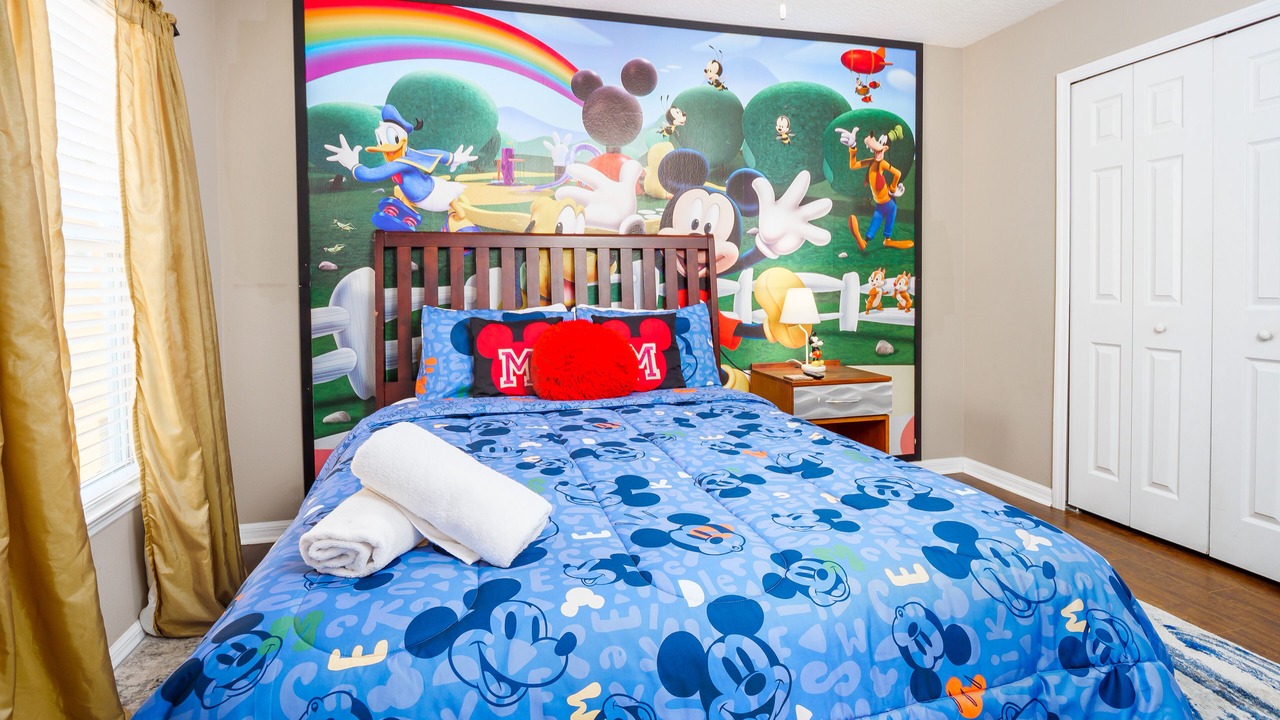 Photo of Bedroom in Watersong