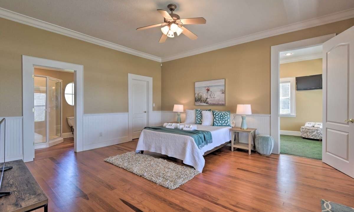 Photo of Bedroom in Candler