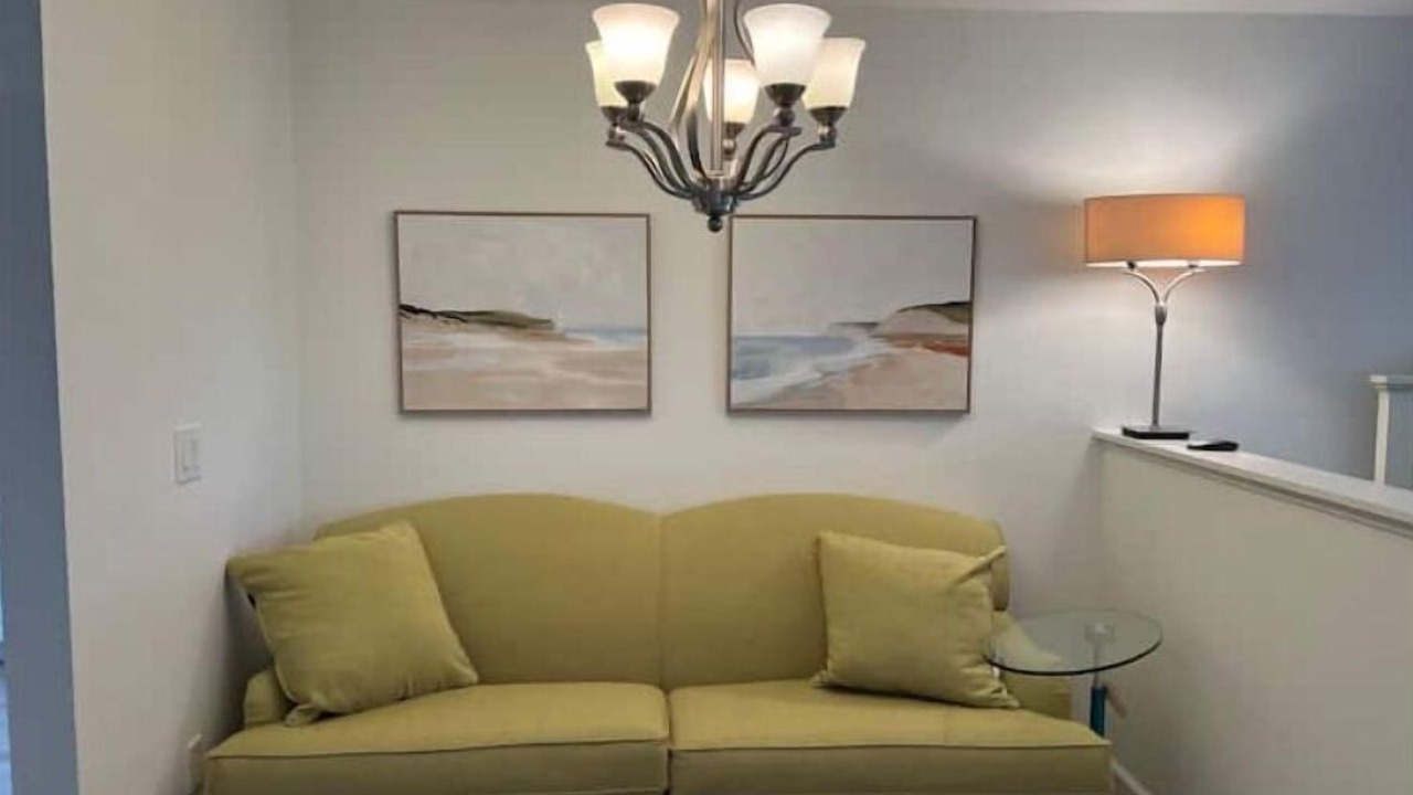 Photo of Livingroom in Cypress Lake