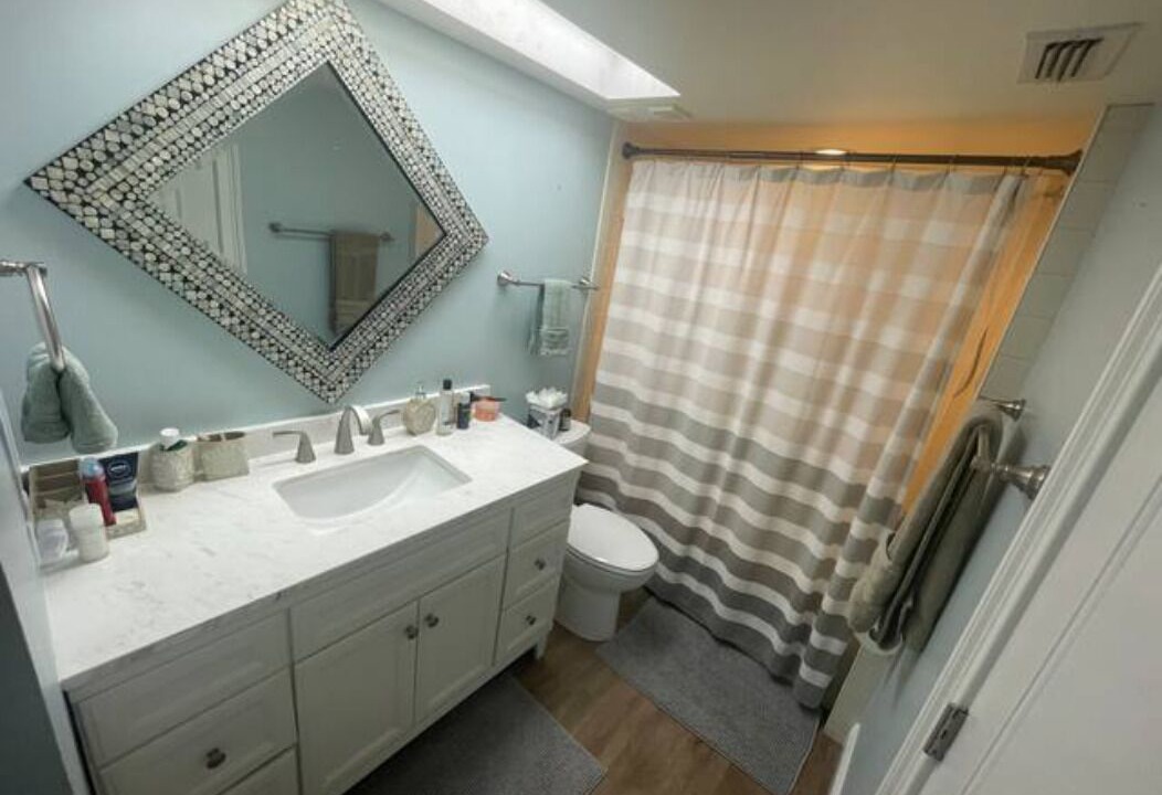 Photo of Bathroom in Island Estate