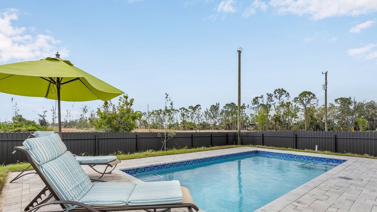 Photo of Outdoor in Jacarandas