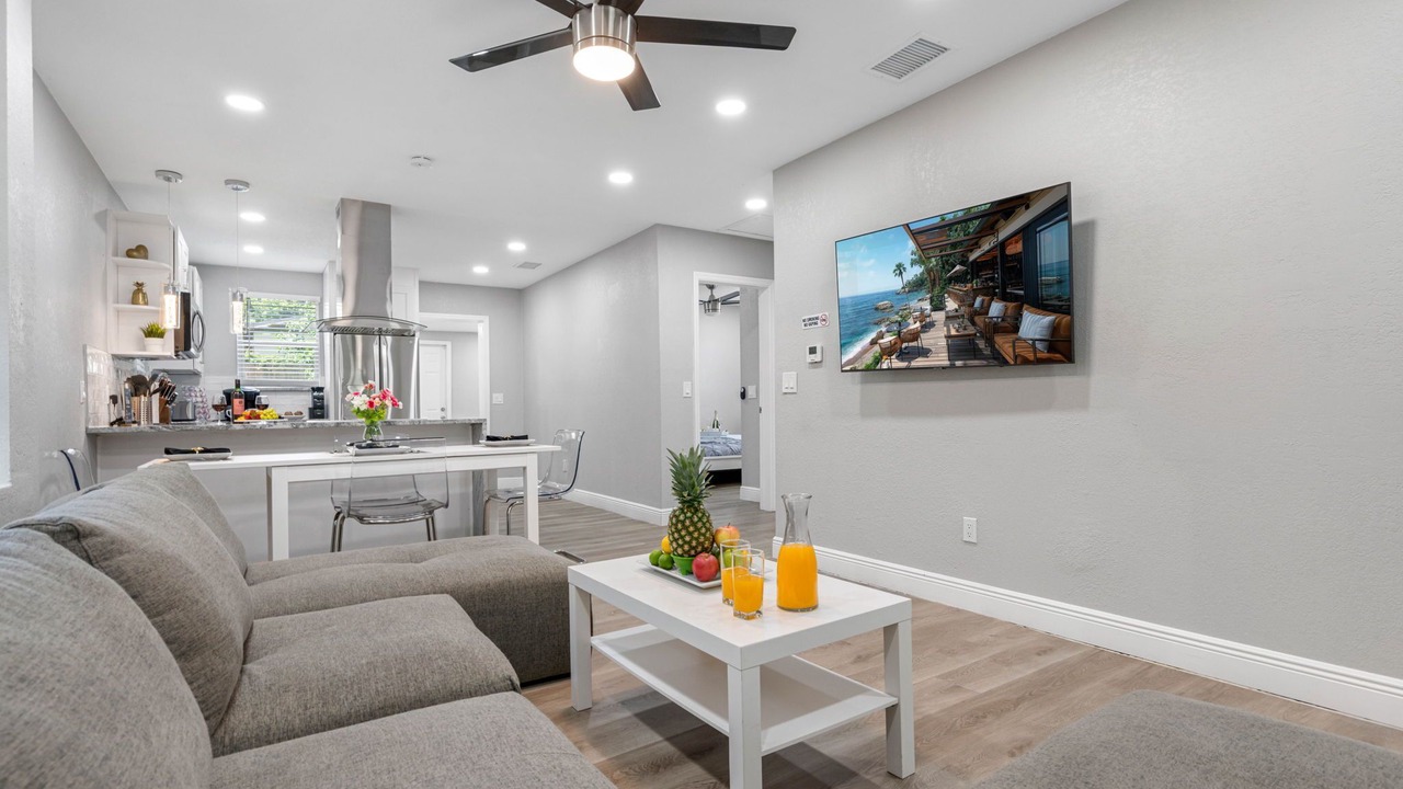 Photo of Bedroom in Bearss Plaza
