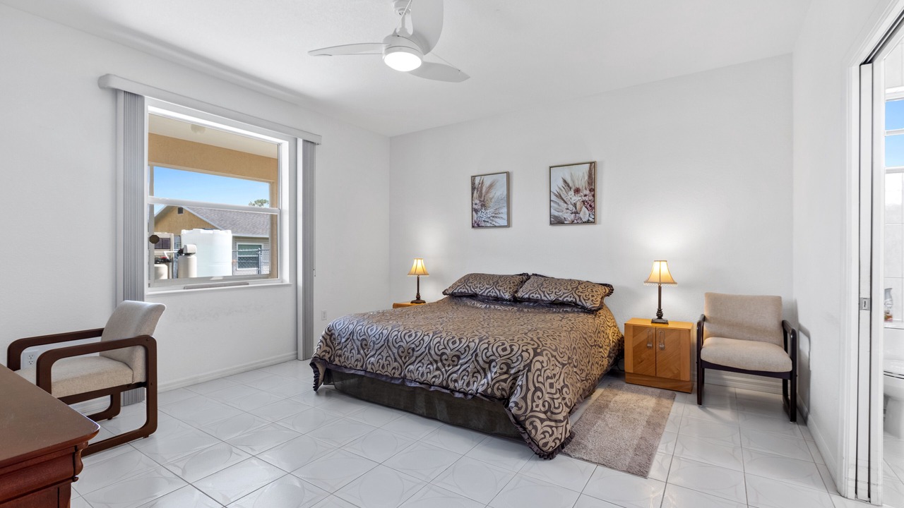 Photo of Bedroom in Warm Mineral Springs