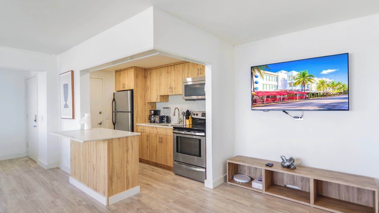 Photo of Kitchen in North Bay Village