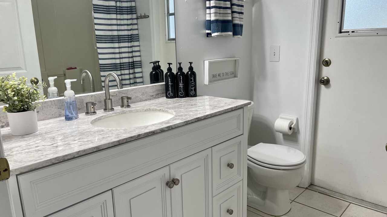 Photo of Bathroom in San Carlos Park
